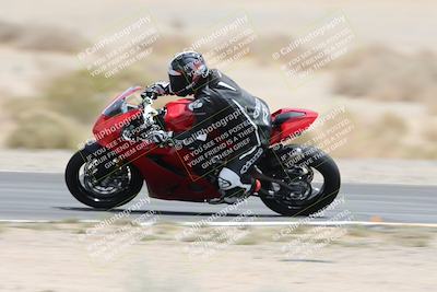 media/May-05-2025-Moto Forza (Mon) [[3c1838c5e5]]/2-B Group/Session 3 (Panning Test Turn 14 Inside)/